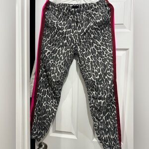 NWT MOTHER cheetah with stripes. Size 27.